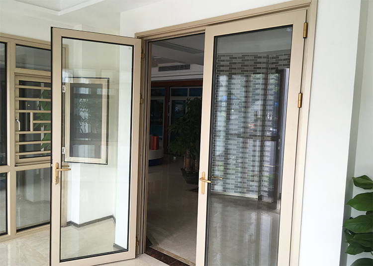 Fen&ecirc;tre en aluminium