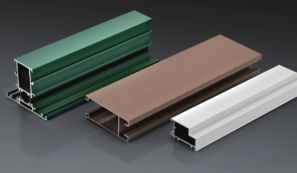 Profil&eacute;s en aluminium &agrave; rev&ecirc;tement en poudre pour veuves et portes